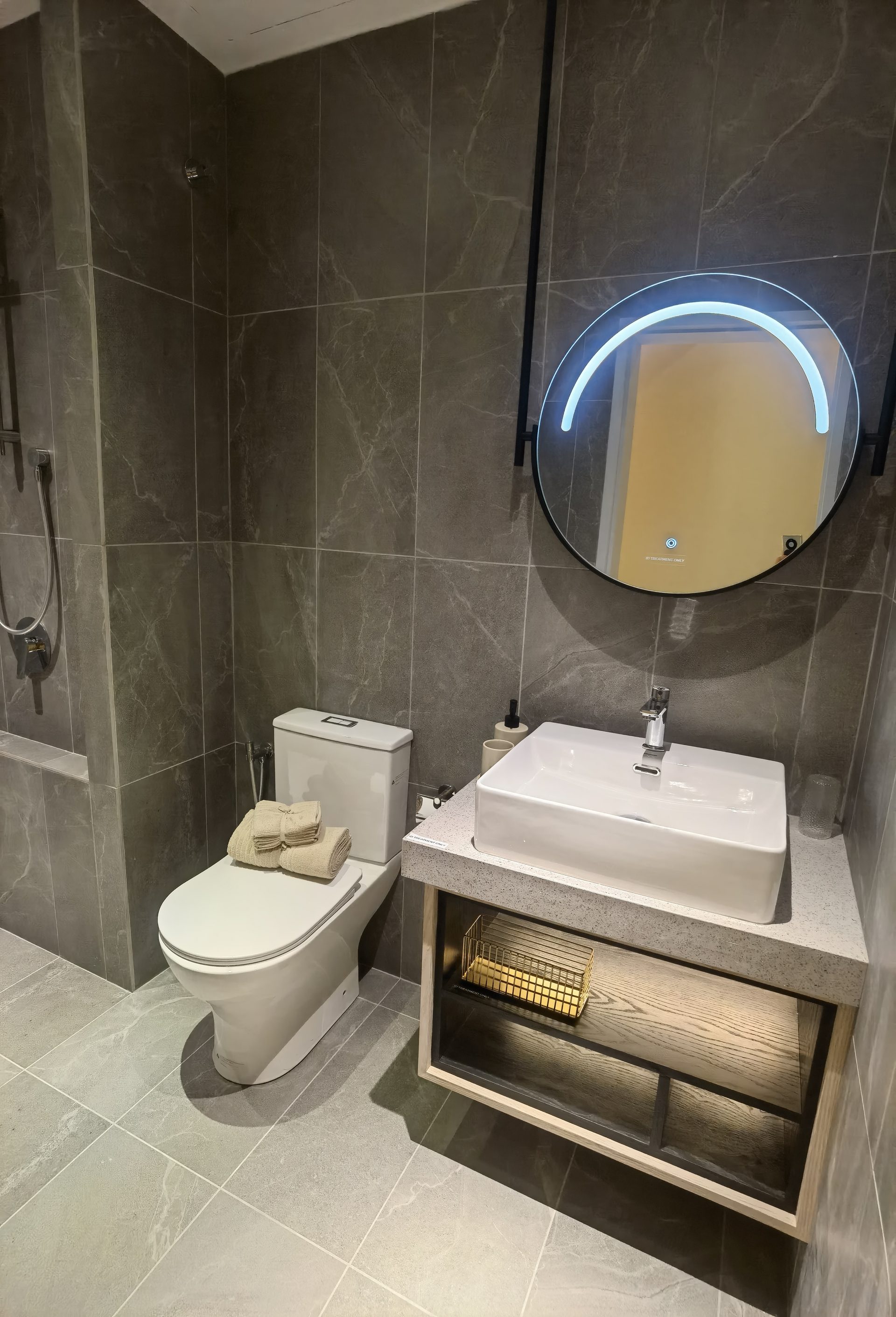 Aricia Residences show unit — bathroom, actual photo